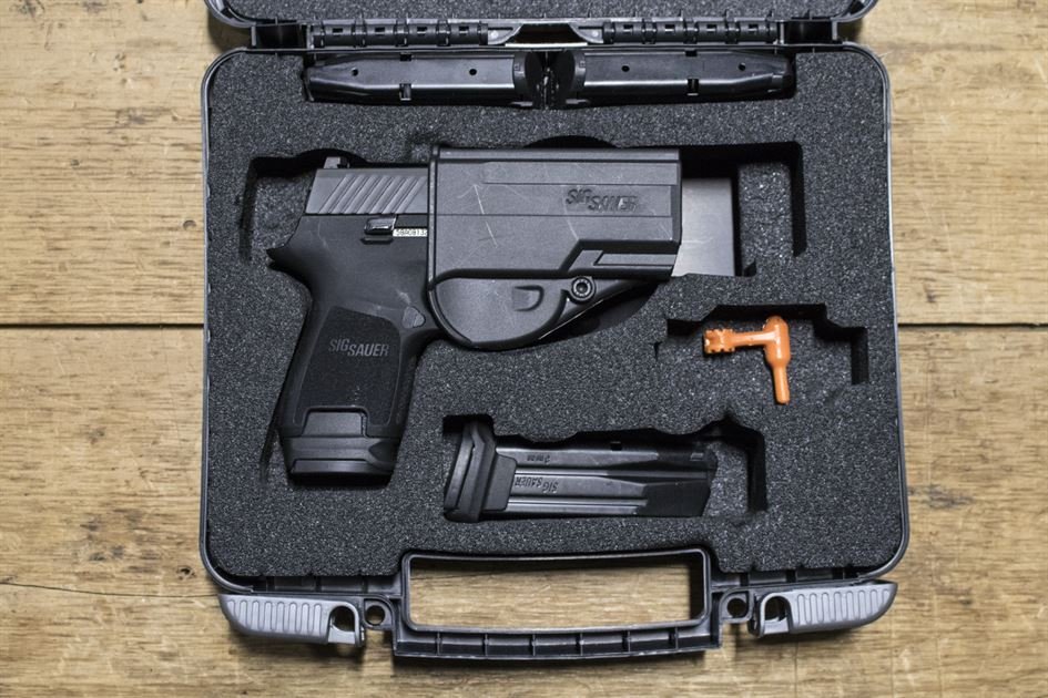 Sig Sauer P320 Subcompact 9mm Police Trade-in Pistols with Night Sights and 4 Magazines (Very Good Condition)