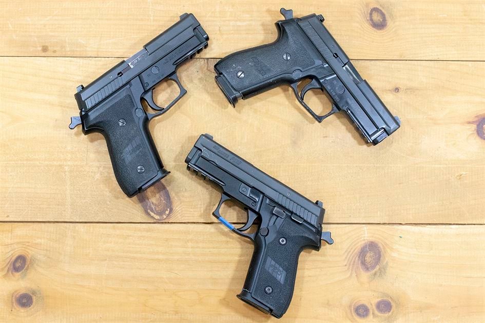 Sig Sauer P229R 40 S&W Police Trade Pistols with Delaware Police Emblem (Fair Condition)