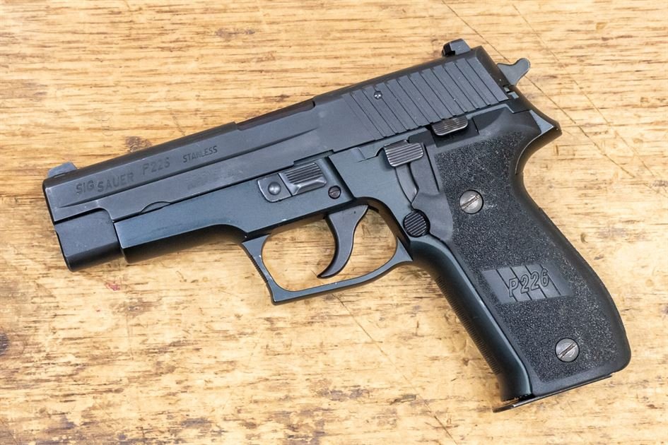 Sig Sauer P226 9mm DA/SA Police Trade-in Pistol
