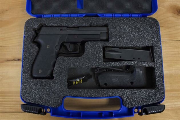 Sig Sauer P226 40 S&W Police Trades with Night Sights and Original Box