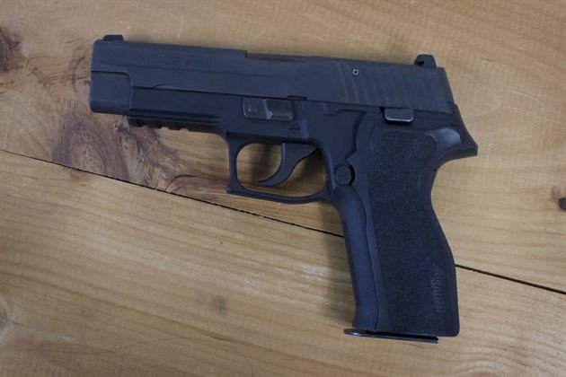 Sig Sauer P226 DAO 40 S&W Police Trades with Night Sights